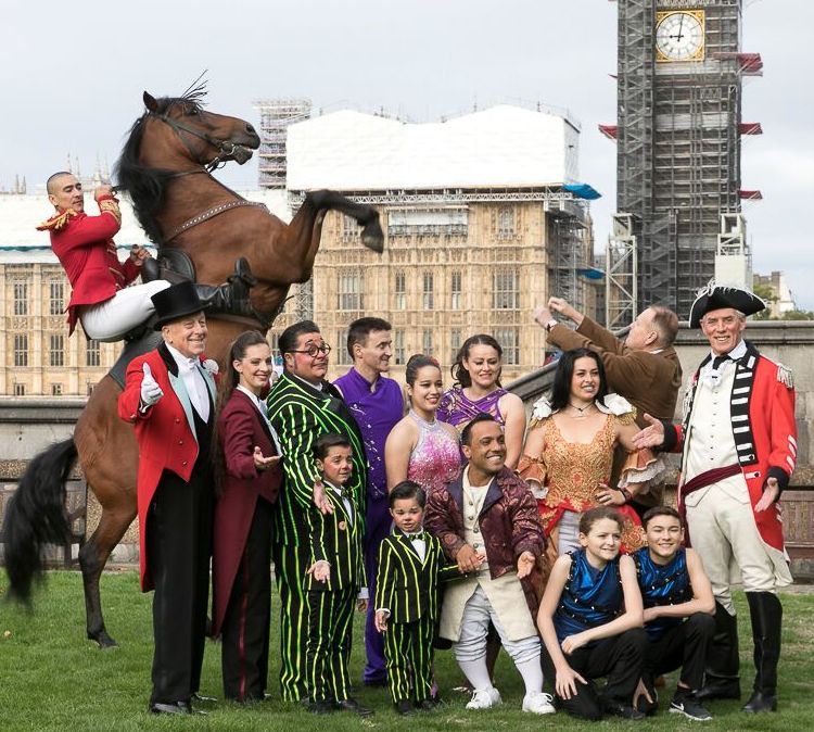 Astley’s Amphitheatre: Zippo’s Circus installs plaque