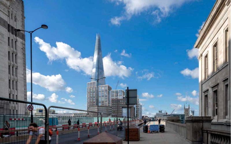 Shard restaurant: nearby tower could ‘fatally undermine’ eatery