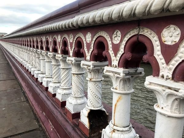 Rust-stained Blackfriars Bridge to be repainted
