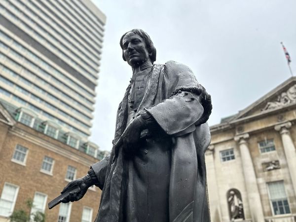 Thomas Guy statue uncovered for first time in two years