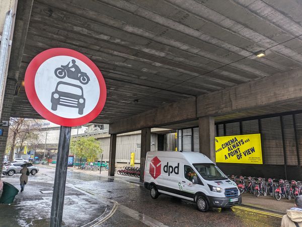 Through motor traffic banned from two South Bank streets