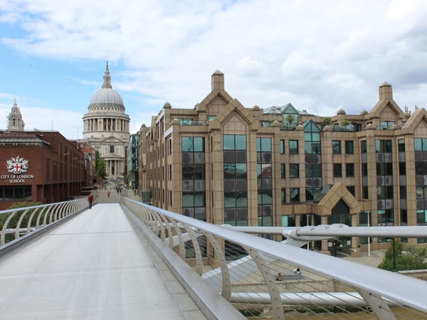 Norman Foster objects to changes to Millennium Bridge 'ensemble'