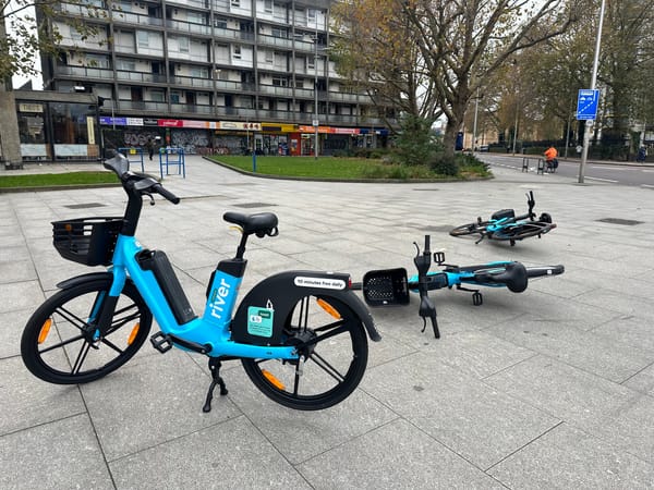 Southwark to turn car parking spaces into bays for dockless hire bikes